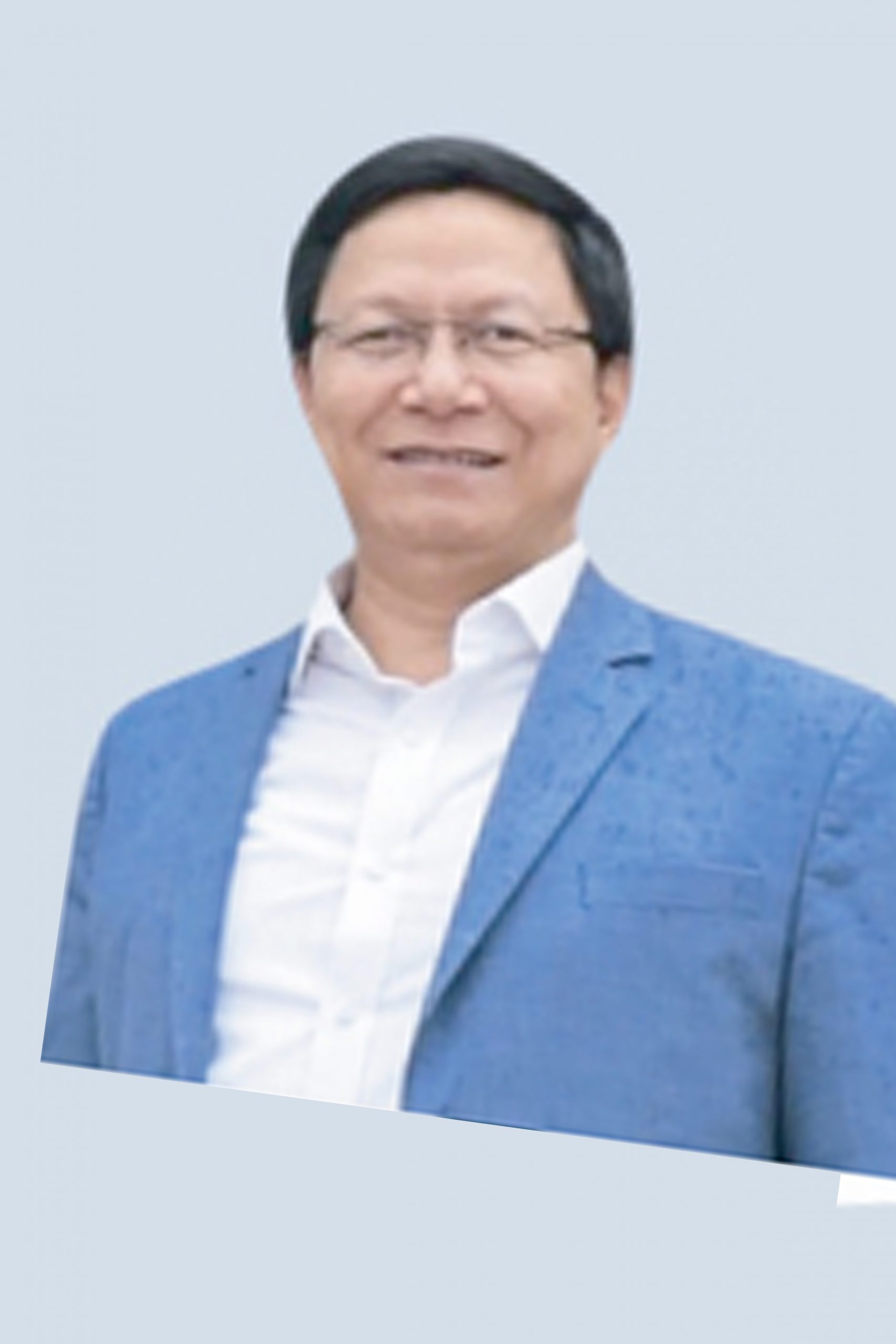 Ông Khương Trung Thủy